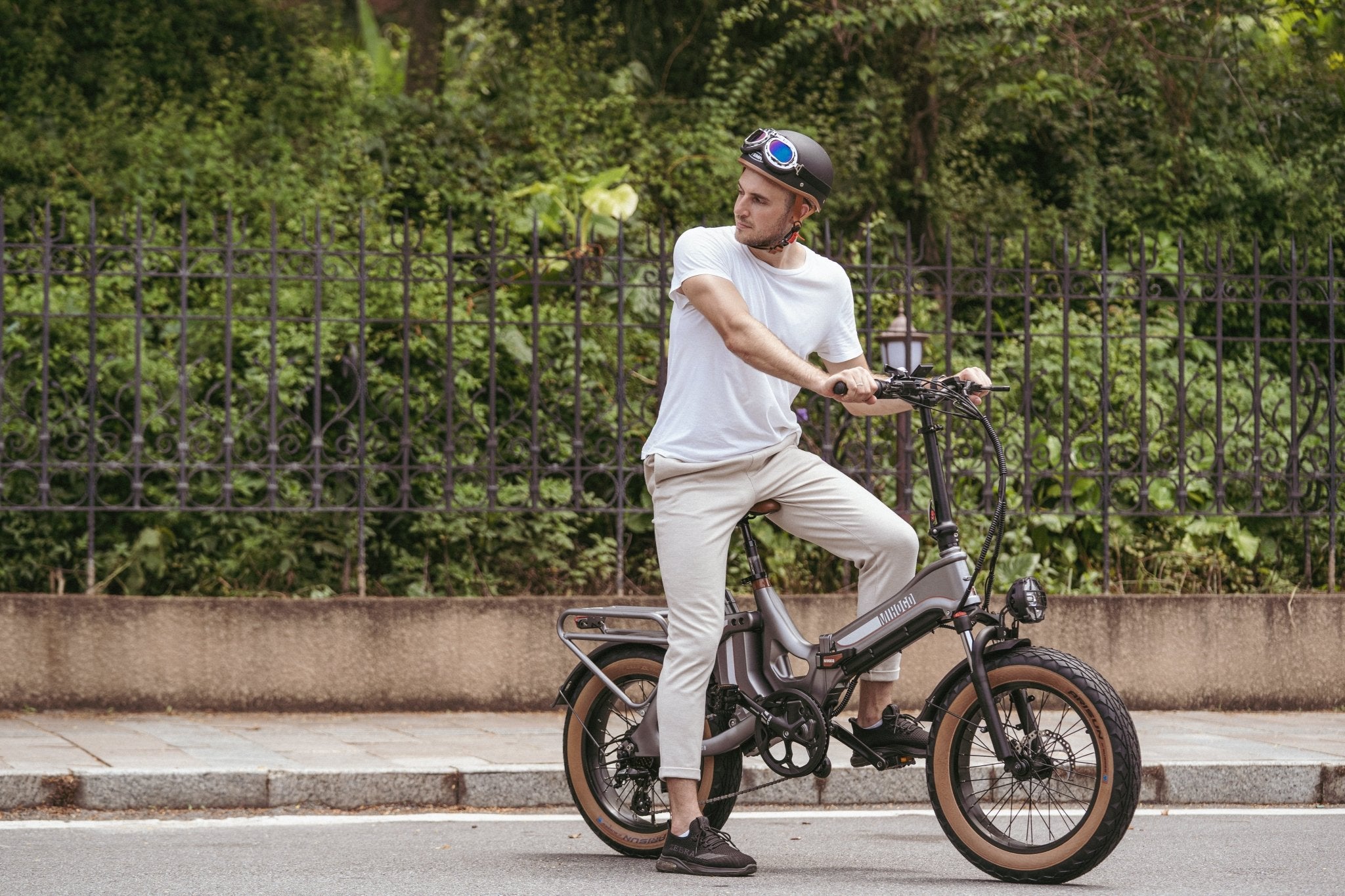 MIHOGO ONE | Retro Fat Tire Folding E-Bike for Urban Commuters - MIHOGO EU